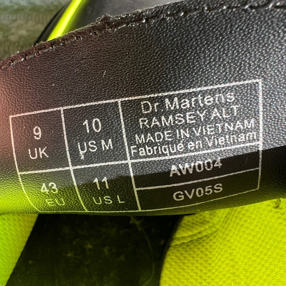 Doc Martens - Picture 8 of 15